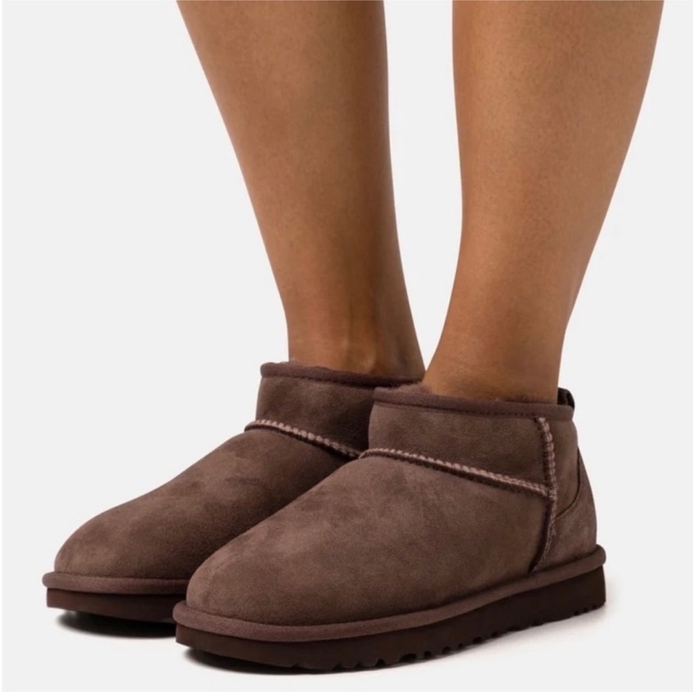 UGG ULTRA MINI SUEDE SHEARLING LINED BOOTS - BURNT CEDAR - SZ - 9 .US - Picture 14 of 14